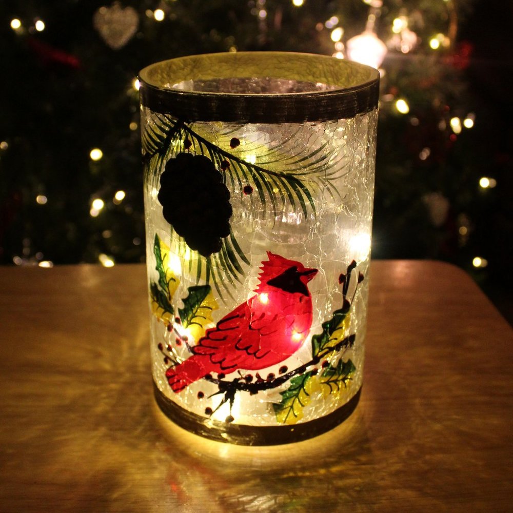 Vase with crackled look and fairy lights